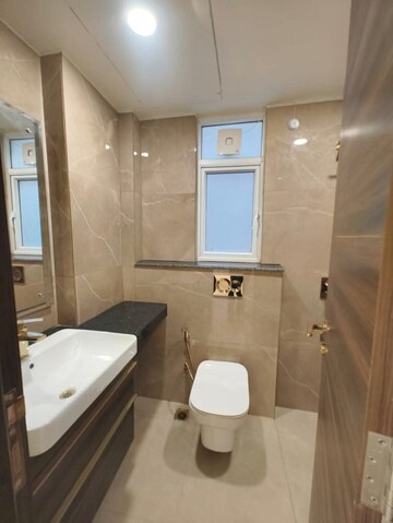 Bathroom in 3 BHK Apartment at Smart World Orchard, Sector 61 – for Rent