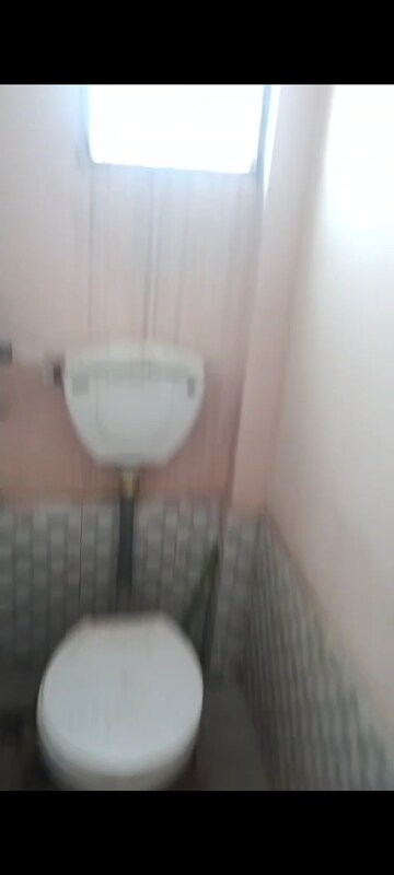 Bathroom in 1 BHK Apartment at Sector 23 Dwarka – for Rent