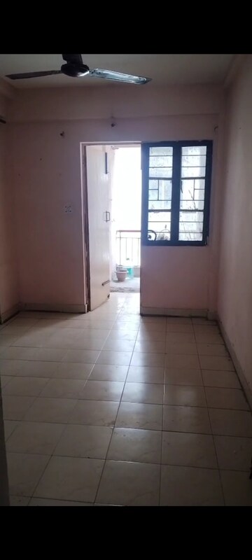 1 BHK Apartment – Entrance View at Sector 23 Dwarka - for Rent
