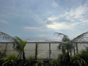 4 BHK Villa – Exterior View View at Mittal Ruia Park, Juhu - for Sale