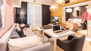 Team Area in 2 BHK Apartment at Shivani Enclave, Manish Nagar – for Sale