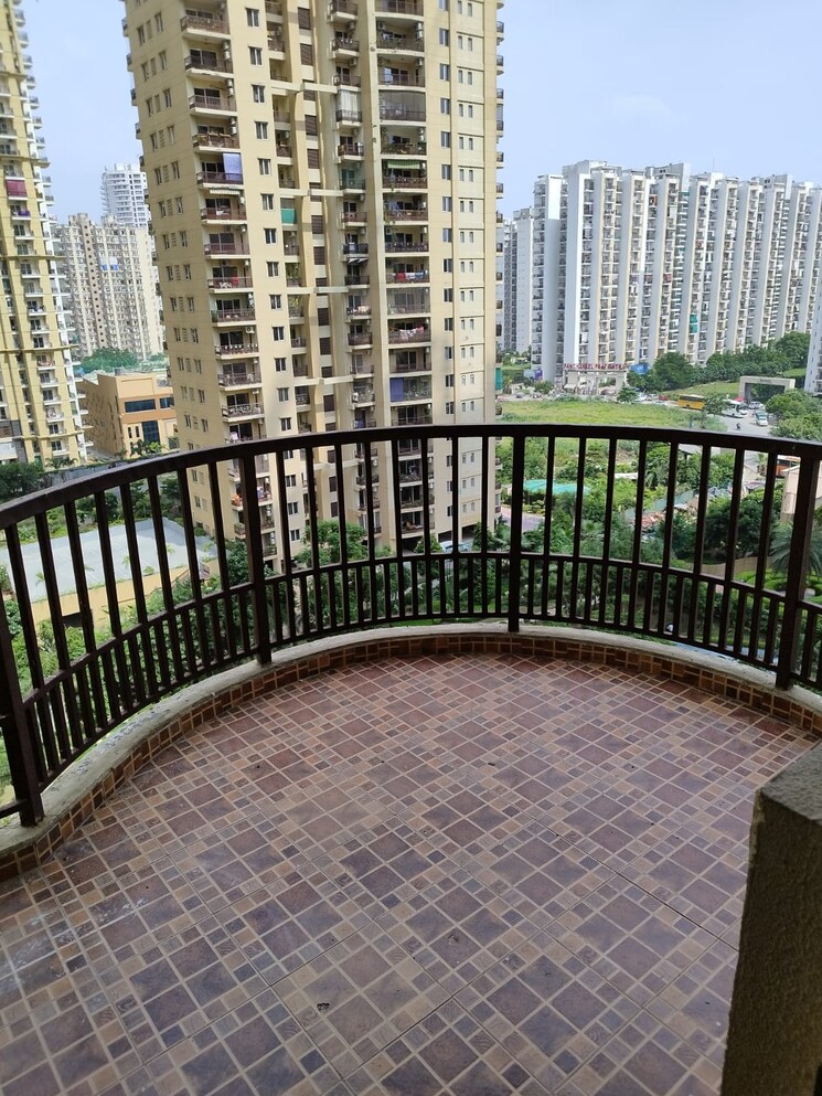 Balcony, dasnac-the-jewel 3 Bedroom 2175 Sq.Ft. Apartment In Sector 75 Noida 9034261