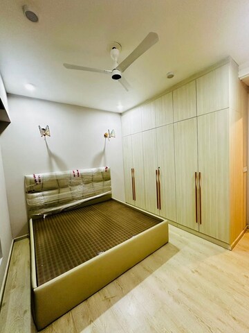 Bedroom in 2 BHK Apartment at M3M Heights, Sector 65 – for Rent