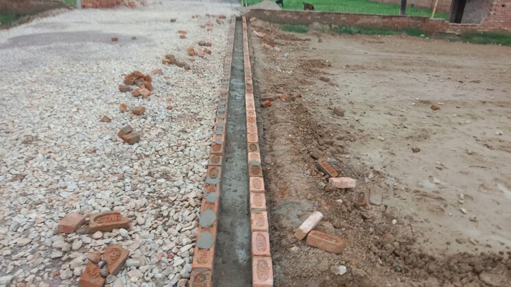 undefined, pura mufti  1000 Sq.Ft. Plot In Pura Mufti Allahabad 9034202