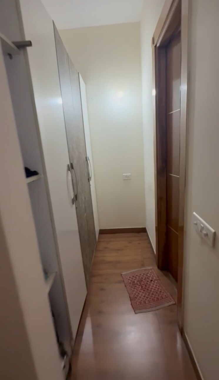 Other, wave-city 2.5 Bedroom 200 Sq.Yd. Apartment In Wave City Ghaziabad 9034333