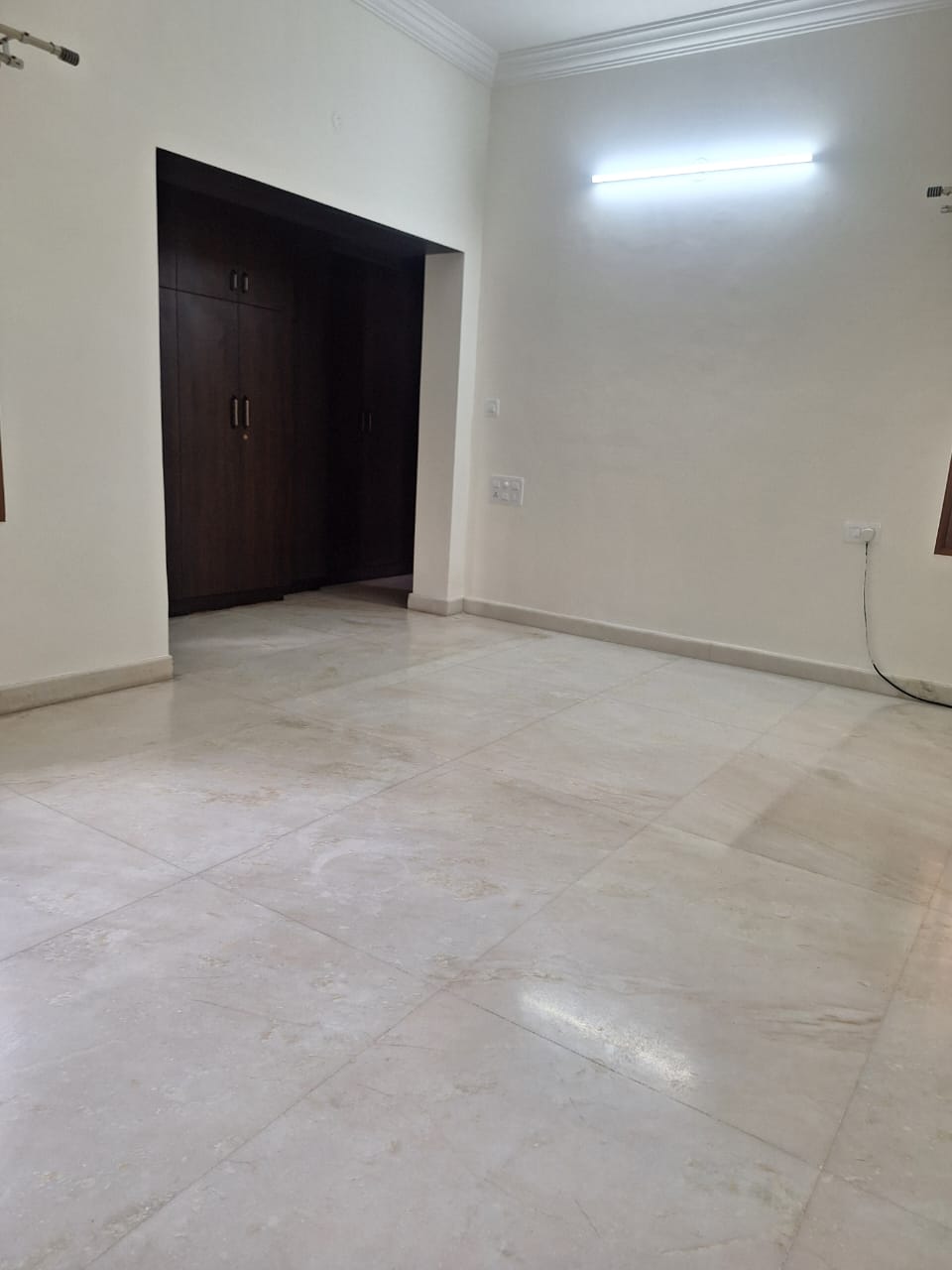5 BHK + Pooja Room Independent House For Rent in Amar Enclave