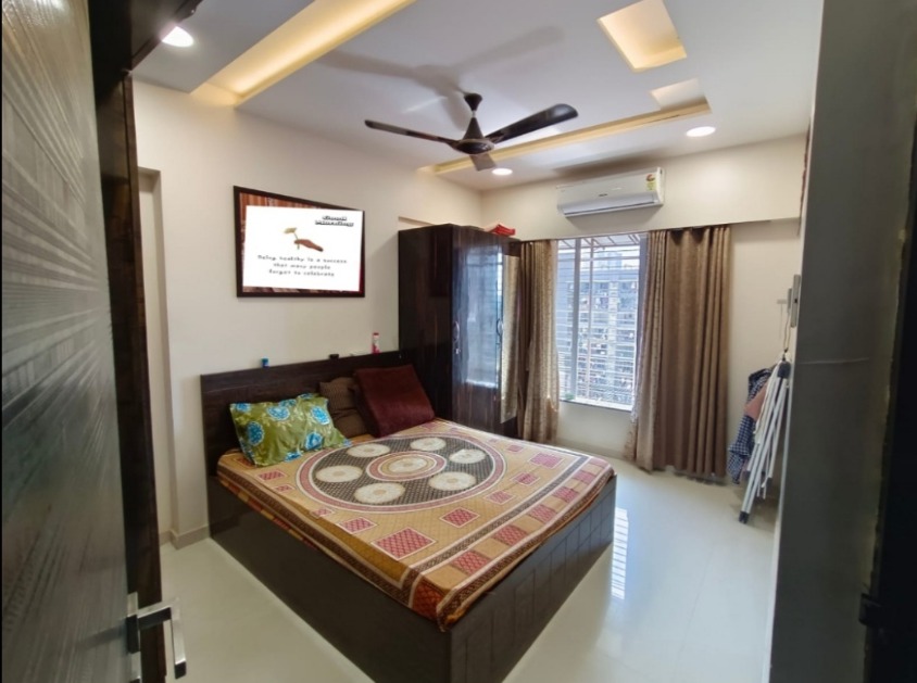 2 BHK + Pooja Room Apartment For Sale in Palladian Chs