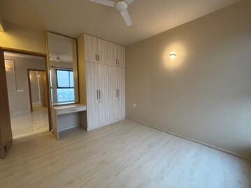 Room in 3 BHK Apartment at M3M Sky City, Sector 65 – for Rent
