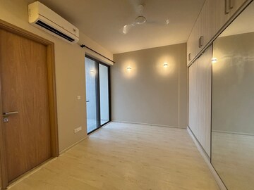 Room in 3 BHK Apartment at M3M Sky City, Sector 65 – for Rent