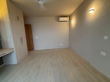 Room in 3 BHK Apartment at M3M Sky City, Sector 65 – for Rent