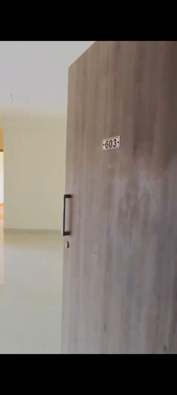 Room in 2 BHK Apartment at 153 Skye, Matunga West – for Sale