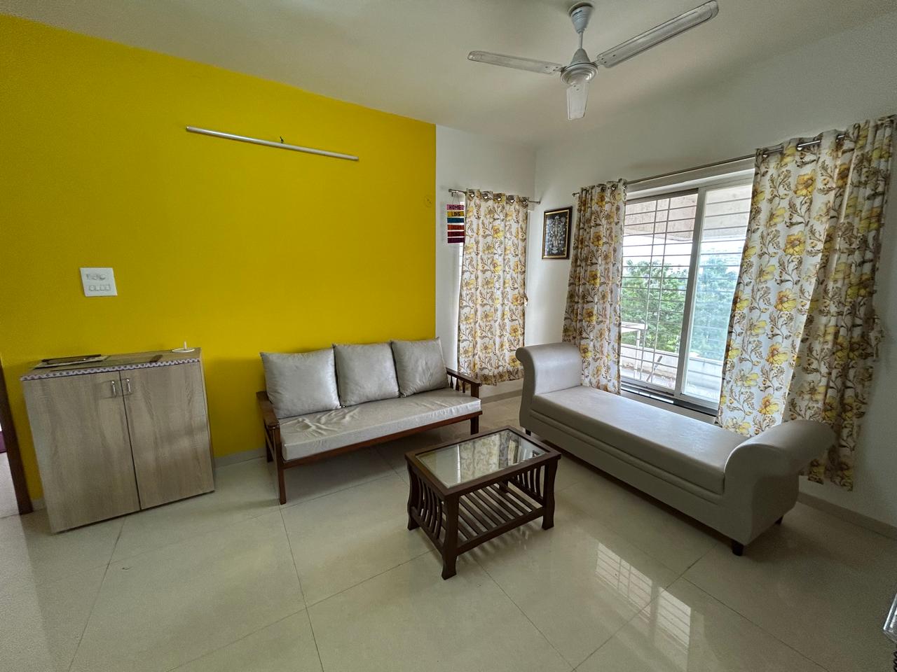 2 BHK + Servant Room 1000 Sq.Ft. Apartment in Kohinoor Grandeur