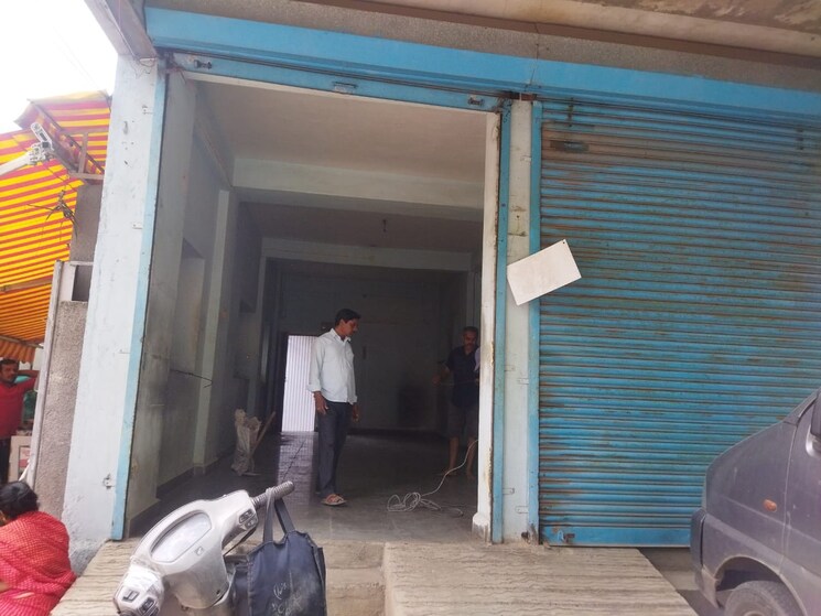  Parking, gangadham Commercial Shop 550 Sq.Ft. In Gangadham Pune 9034317