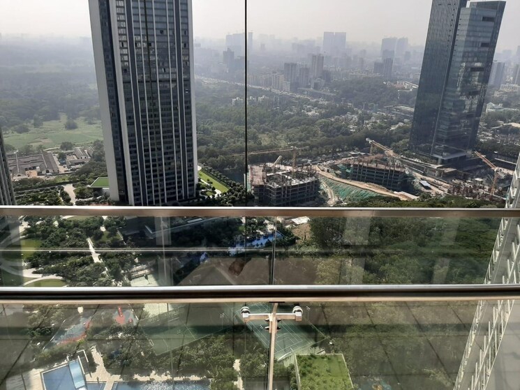 Balcony, oberoi-realty-exquisite 3 Bedroom 1100 Sq.Ft. Apartment In Goregaon East Mumbai 9034329