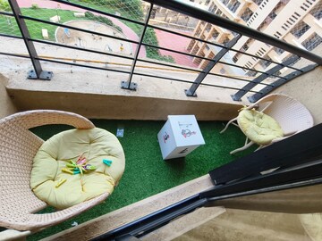 Furnished Amenities in 2 BHK Apartment at Raheja Interface Heights, Malad West – for Sale