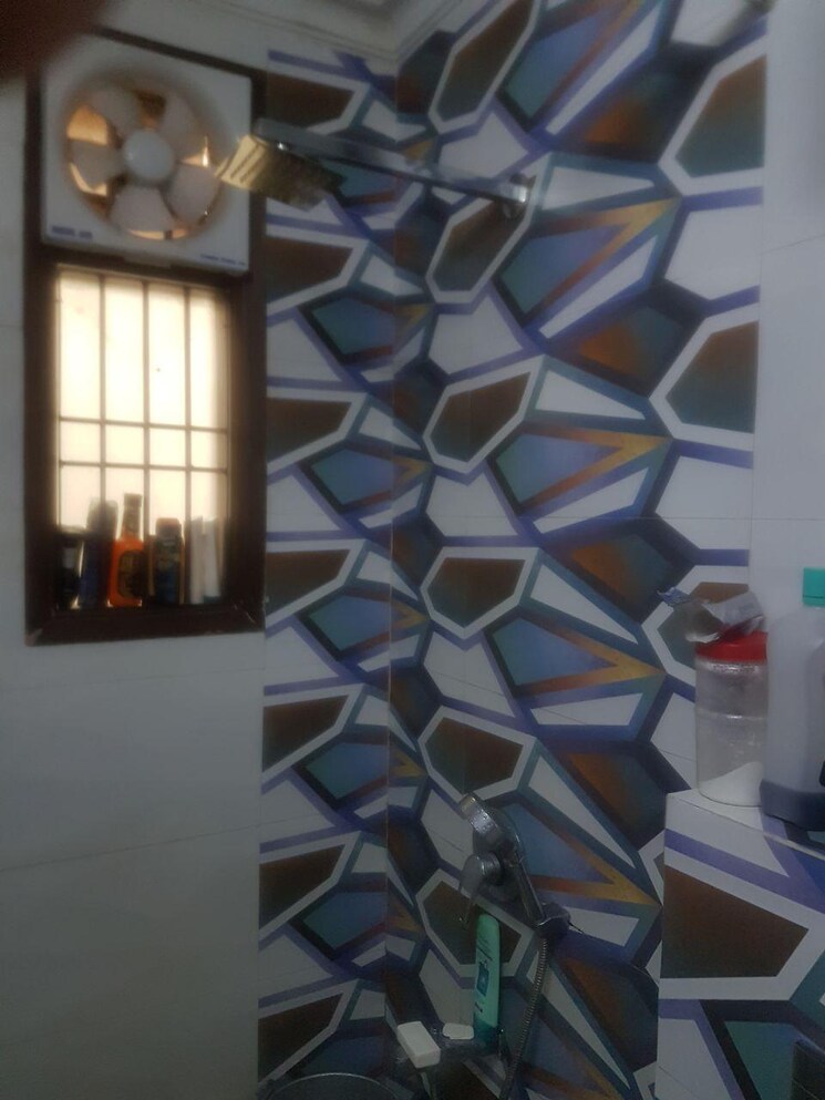 undefined, saket 3 Bedroom 1100 Sq.Ft. Builder Floor In Saket Delhi 9034477