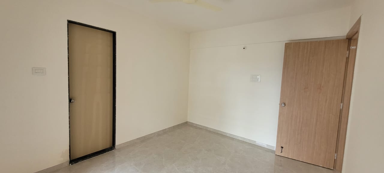 3 BHK + Servant Room Apartment For Rent in Padmalaya Pearl