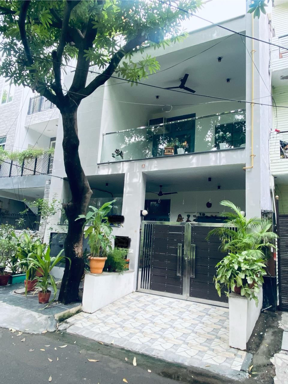 3 BHK Independent House For Rent in RWA Apartments Sector 26