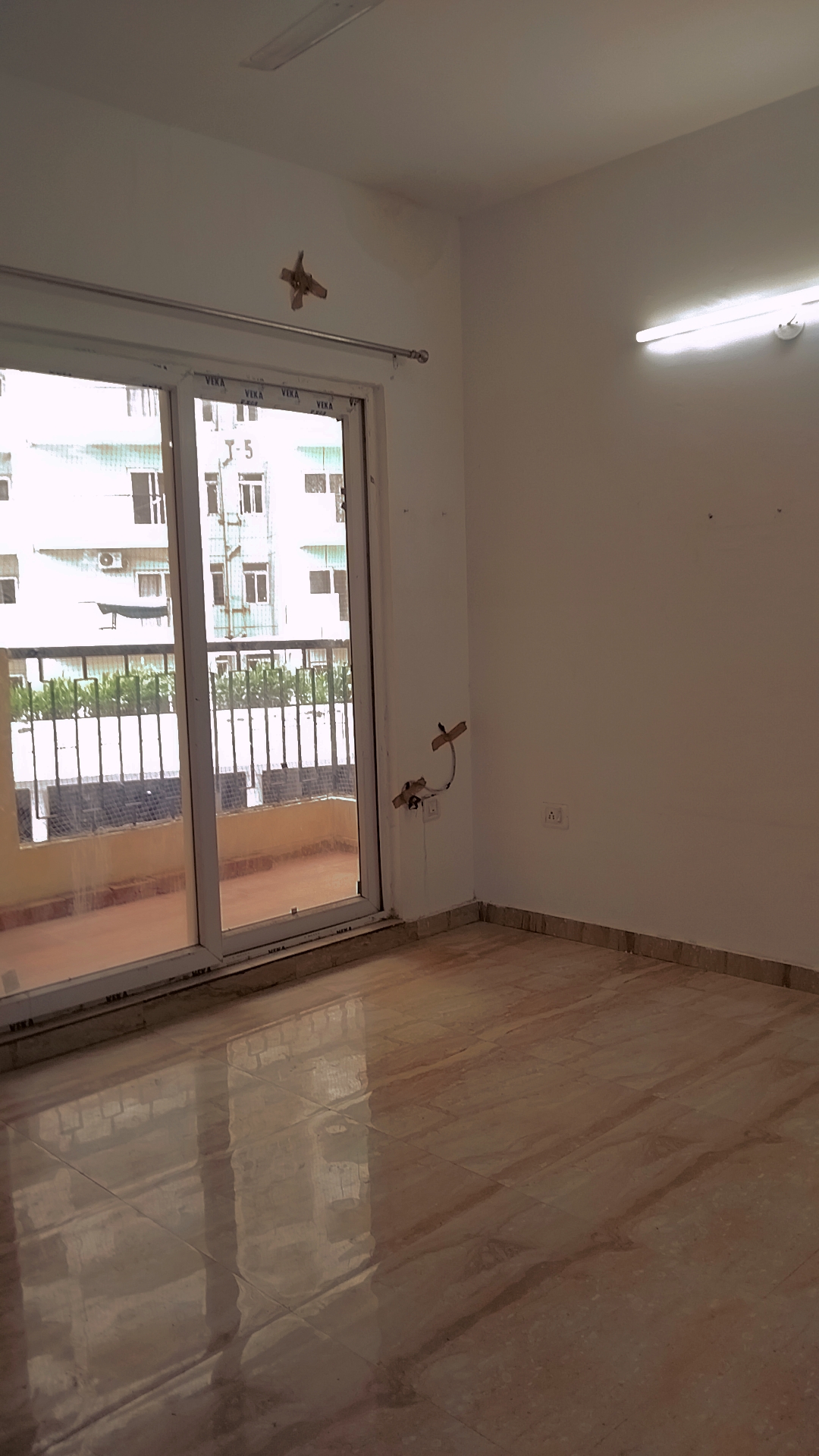 2 BHK 800 Sq.Ft. Apartment in Pivotal Devaan