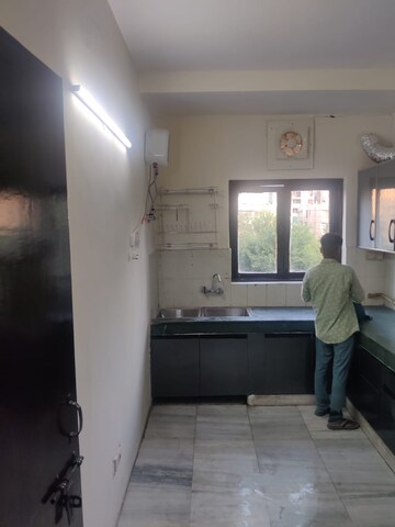 Bathroom in 3 BHK Apartment at Sector 4 Dwarka – for Rent