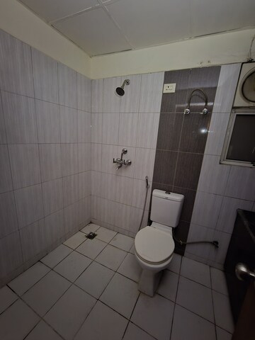 Bathroom in 4 BHK Apartment at Lower Parel – for Sale