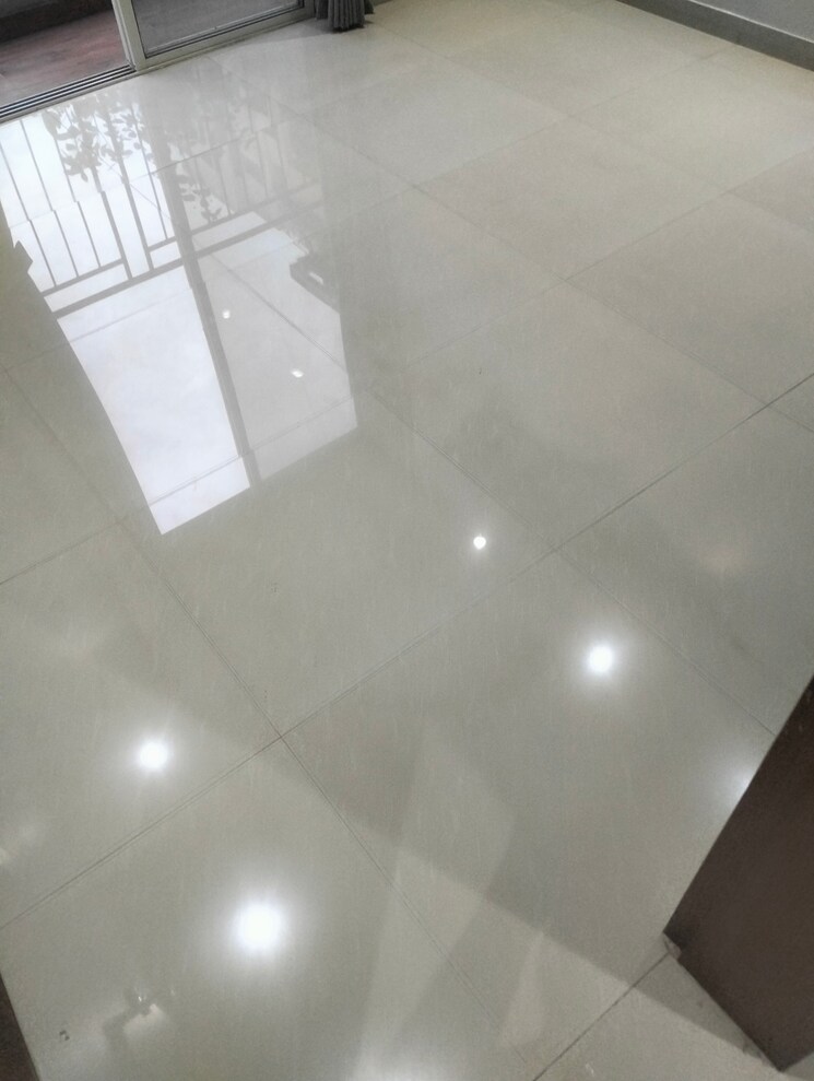 Bathroom, kumar-pragati 2 Bedroom 700 Sq.Ft. Apartment In Nibm Road Pune 9034603