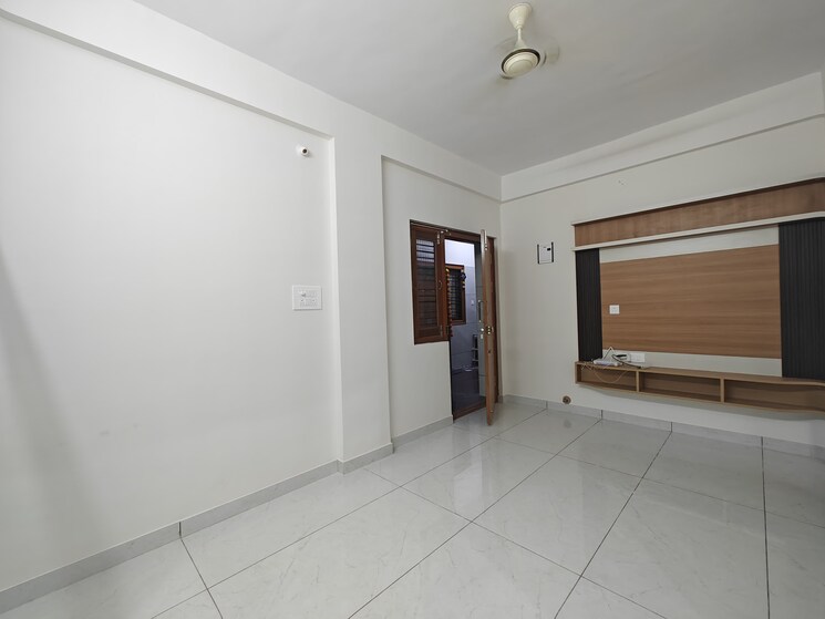 Room, hsr layout 1 Bedroom 700 Sq.Ft. Builder Floor In Hsr Layout Bangalore 9034648