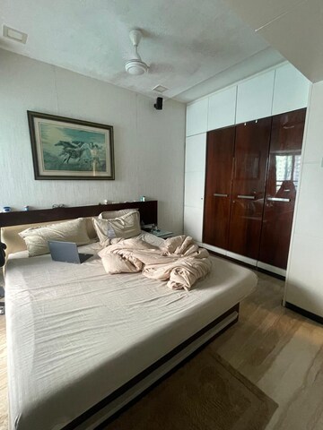 Bedroom in 3 BHK Apartment at Amann Akansha Heights, Worli – for Rent