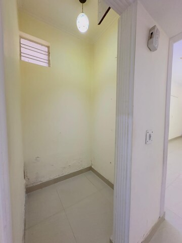 Bathroom in 3 BHK Apartment at Sector 3 Dwarka – for Rent