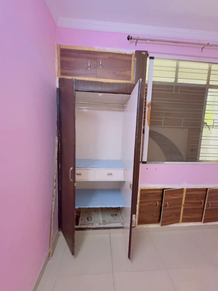 undefined, sector 3 dwarka 3 Bedroom 1400 Sq.Ft. Apartment In Sector 3 Dwarka Delhi 9034798