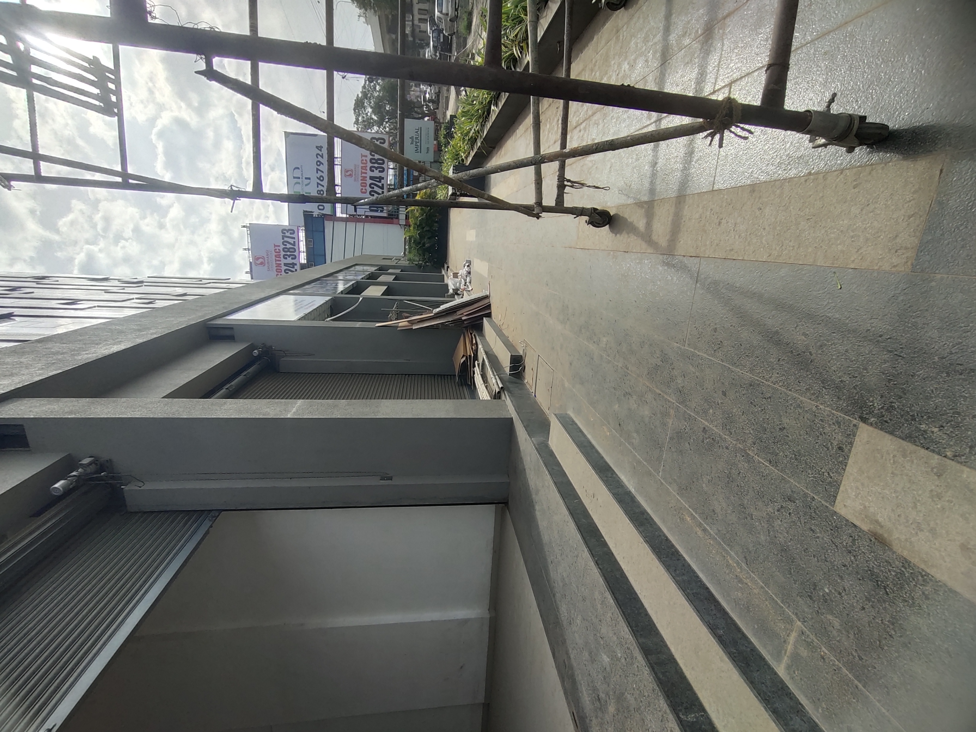 Showroom For Rent in Tejas Imperial