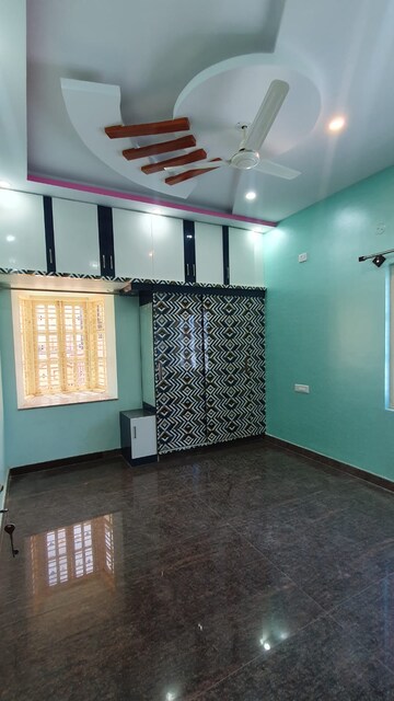 Bedroom in 2 BHK Builder Floor at Ramamurthy Nagar – for Rent