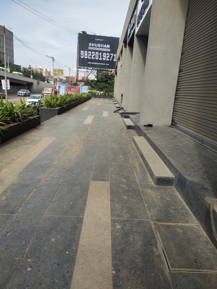 Balcony, tejas-imperial Commercial Showroom 1500 Sq.Ft. In Wakad Pune 9034830