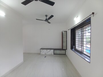 Room in 3 BHK Apartment at Nallagandla – for Rent