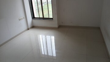 Room in 2 BHK Apartment at Kumar Padmalaya, Aundh – for Rent