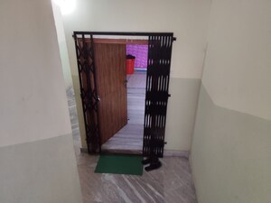 Room in 3 BHK Builder Floor at Agarpara – for Sale
