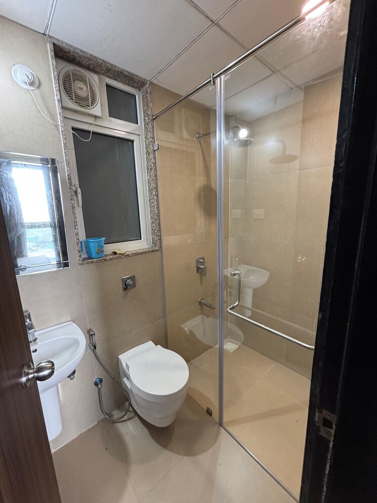 Bathroom, runwal-forests 1.5 Bedroom 580 Sq.Ft. Apartment In Kanjurmarg West Mumbai 9034895