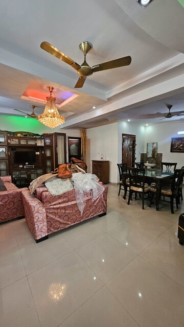 Living Room in 3 BHK Apartment at Sector 10 Dwarka – for Rent