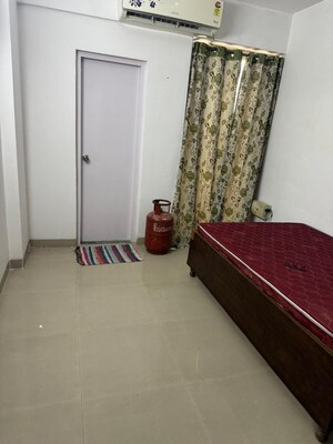 Room in 3 BHK Apartment at BPTP Park Elite Premium, Sector 84 – for Sale