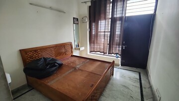 Bedroom in 2.5 BHK Builder Floor at Green Fields Colony – for Rent
