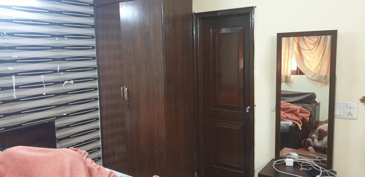 undefined, rajouri garden 3 Bedroom 200 Sq.Yd. Builder Floor In Rajouri Garden Delhi 9035053