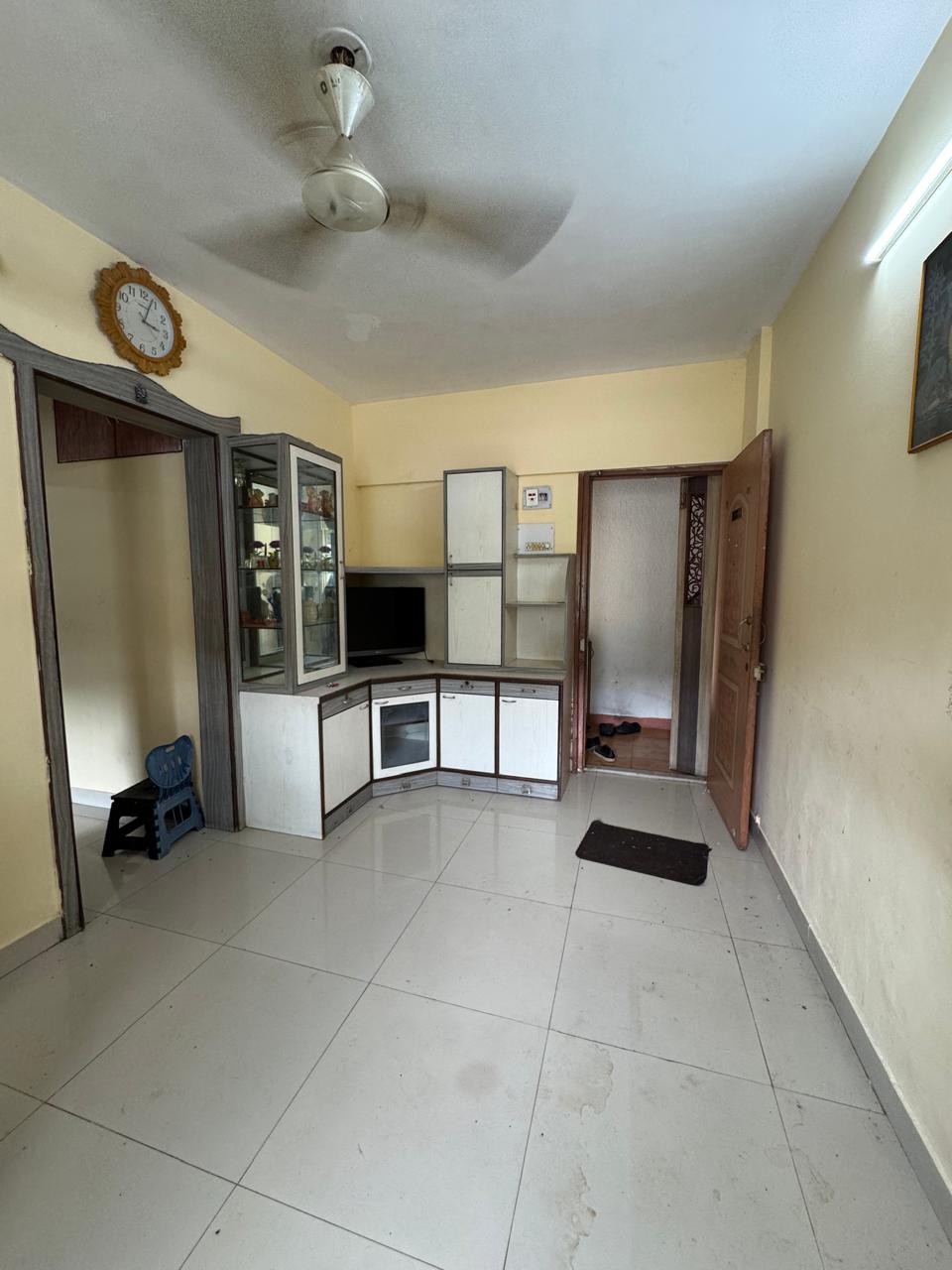 1 BHK Apartment For Rent in Kailash Park