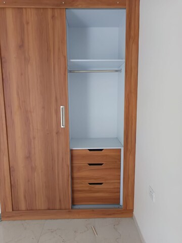 Room in 3 BHK Apartment at M3M Soulitude, Sector 89 – for Rent