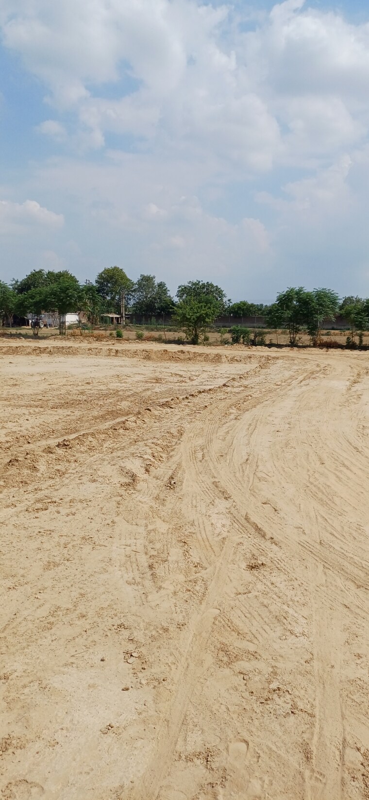 undefined, dheeraj nagar  82 Sq.Yd. Plot In Dheeraj Nagar Faridabad 9035068