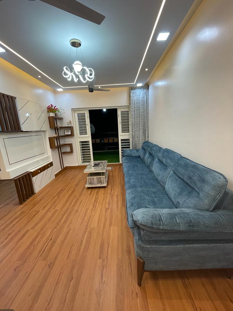 2 BHK + Servant Room Apartment For Rent in Neco Gardens