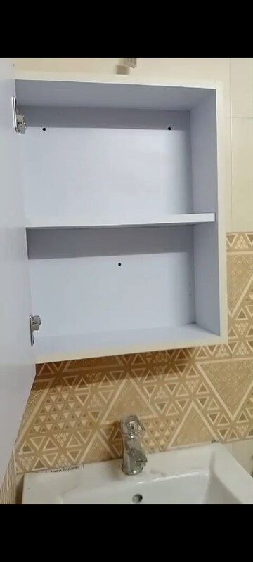 Furnished Amenities in 2 BHK Apartment at Amrapali Golf Homes, Sector 4 Greater Noida – for Rent