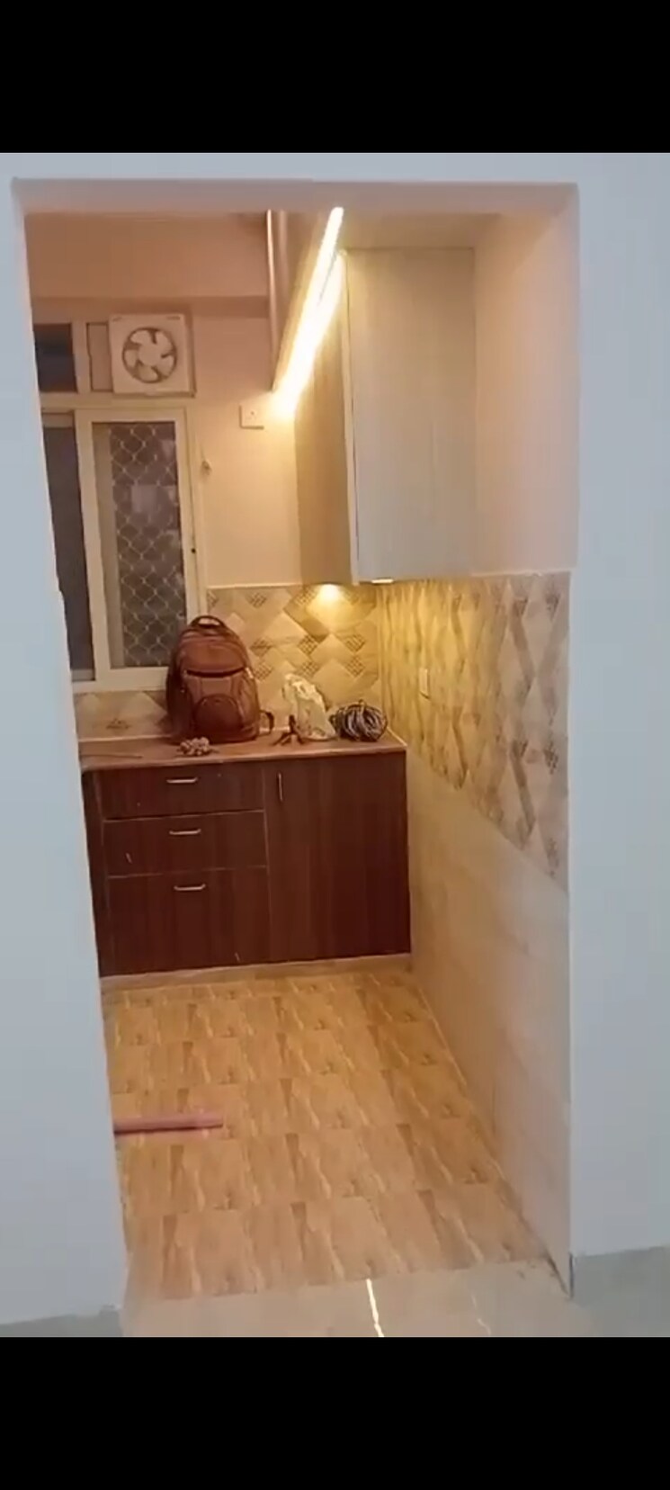 Bathroom, amrapali-golf-homes 2 Bedroom 945 Sq.Ft. Apartment In Sector 4 Greater Noida Greater Noida 9035139