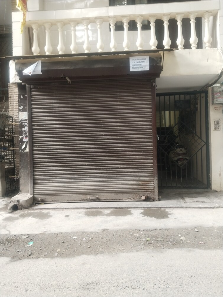 Cover Image, esteem-complex Commercial Shop 150 Sq.Ft. In Savitri Nagar Delhi 9035157