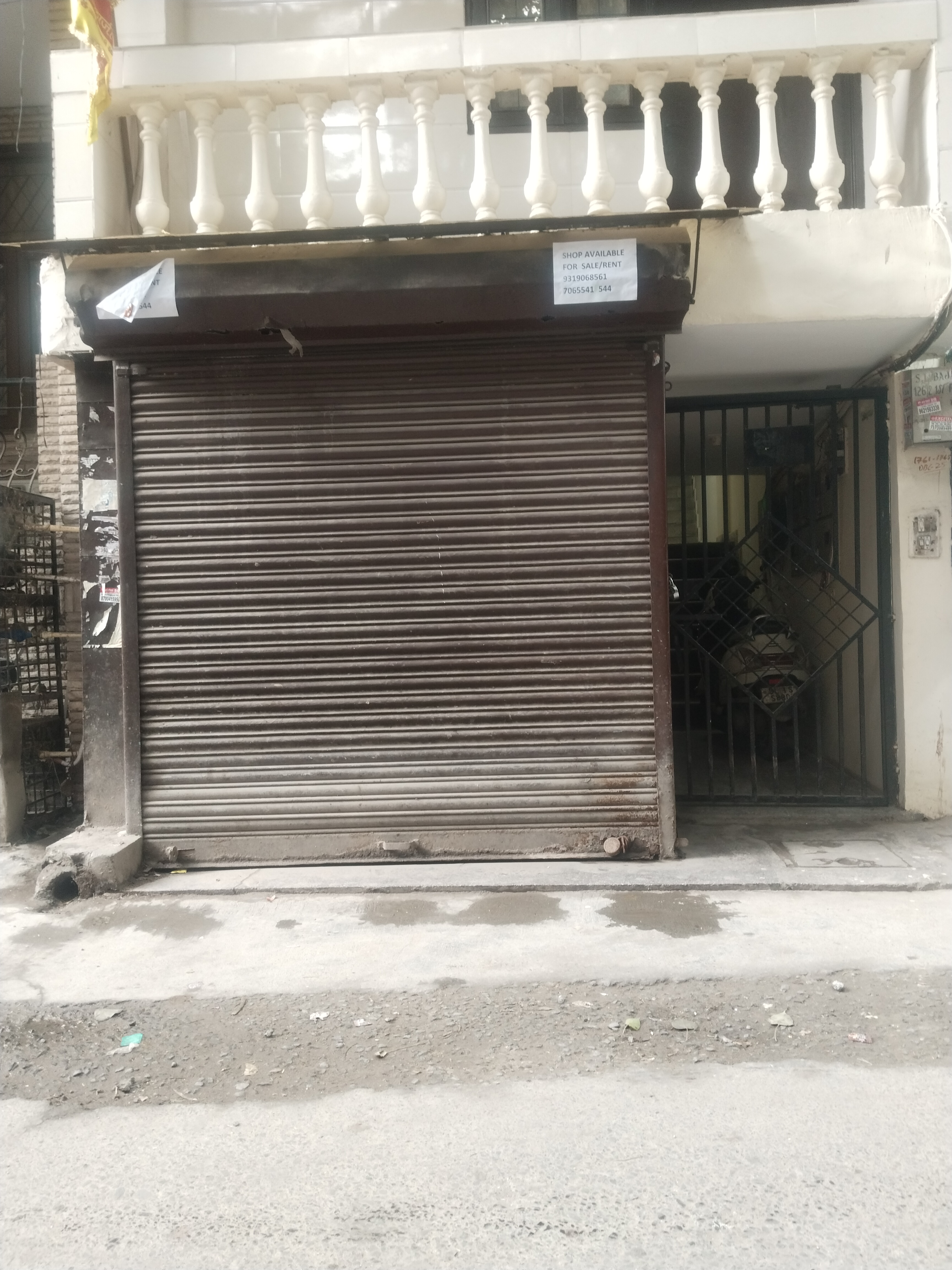 Retail Shop For Sale in Esteem Complex