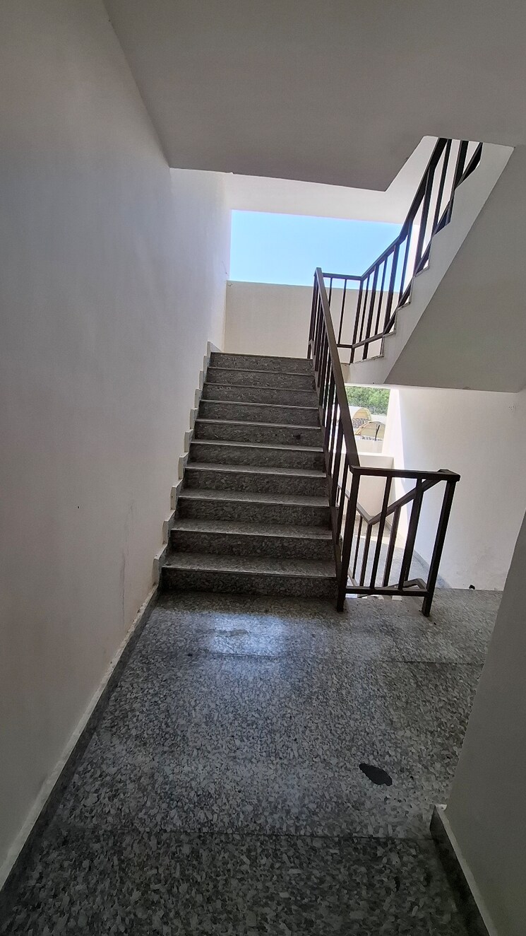 undefined, wave-city 1 RK 300 Sq.Ft. Apartment In Wave City Ghaziabad 9035180